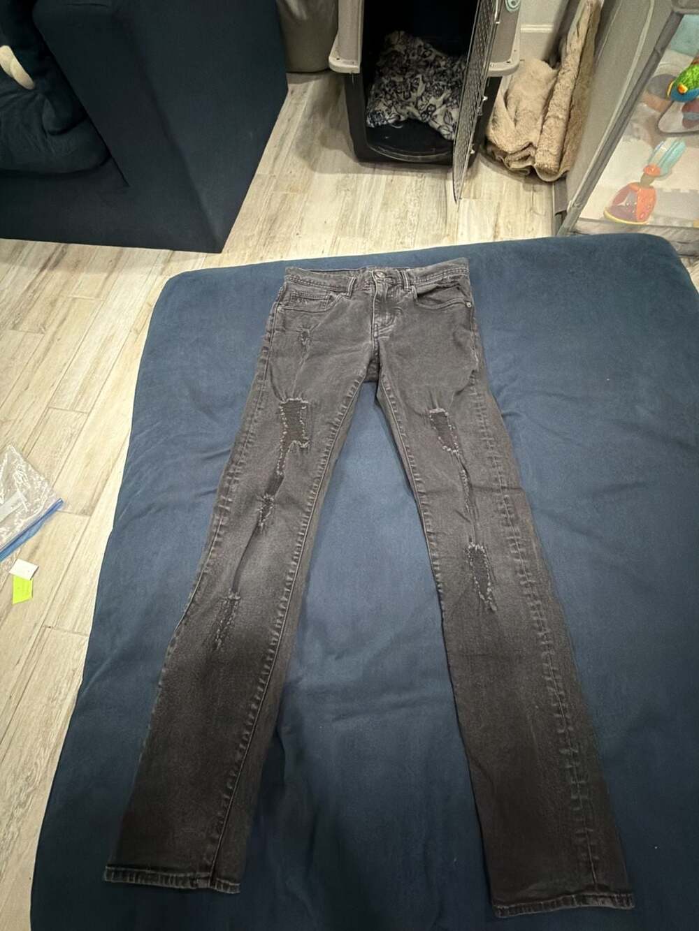 Armani Exchange J13 Slim Fit Distressed Black Jeans Size 29